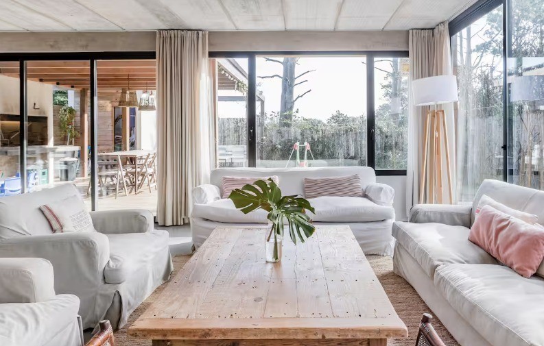 Casa en alquiler de tres dormitorios en Montoya, La Barra